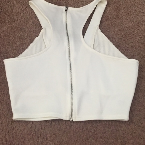 Off white crop top - Picture 2 of 2