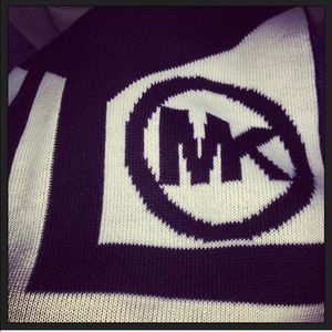 Michael Kors scarf