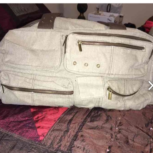 💥SOLD💥Canvas Duffle - Picture 1 of 3