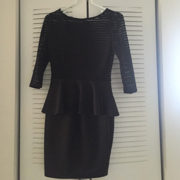 Dress - Picture 2 of 2