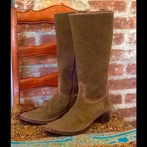 👢Rocco P Suede Cowboy Boots👢