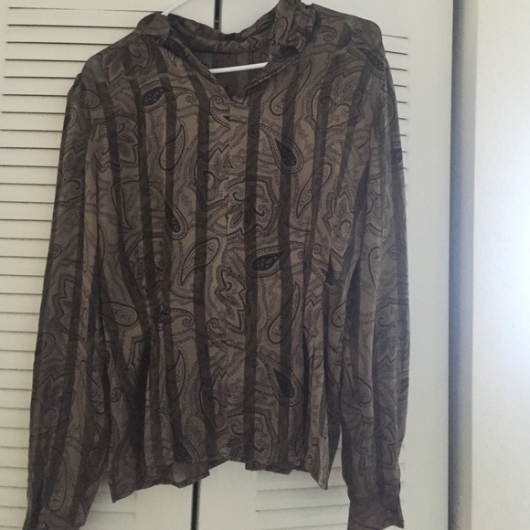 Women blouse - Picture 2 of 2