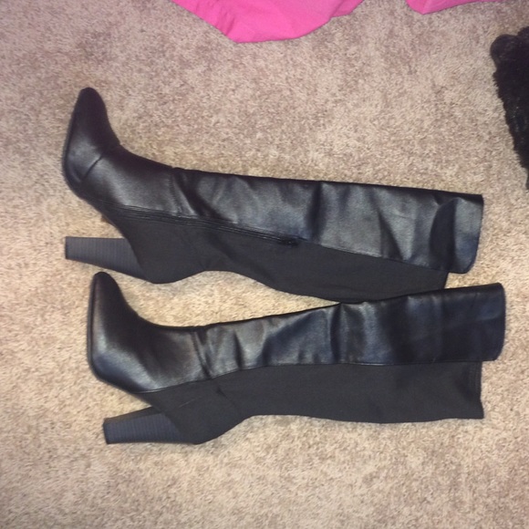 ❌KNOCKOUT BOOTS❌ high heeled black boots!!