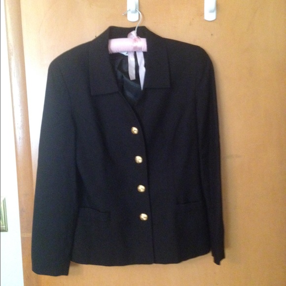 Classy Saville black suit