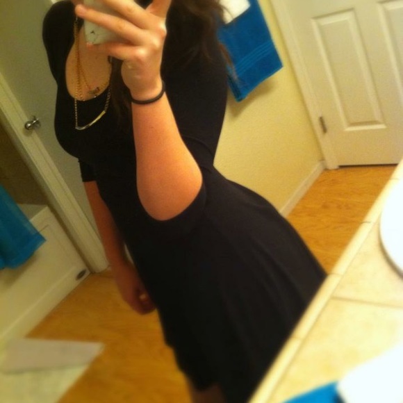 Dress - Picture 1 of 1