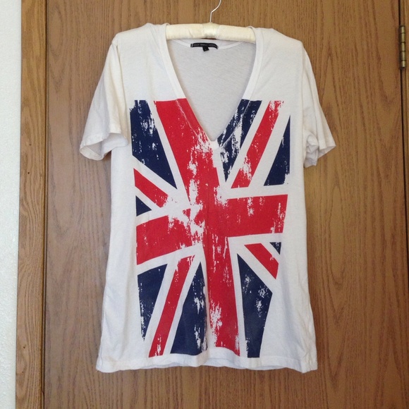 🔸PRICE REDUCED🔸 Urban Outfitters British flag T