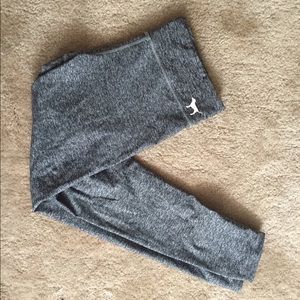 *LAST CHANCE MAKE AN OFFER* VS Leggings