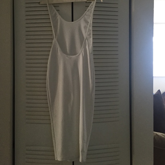 White fun dress - Picture 2 of 2