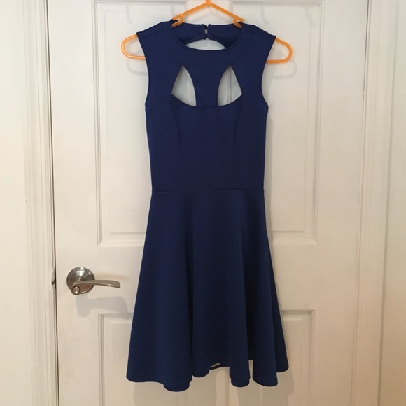 Guess Fit-and-flare dress with cutouts