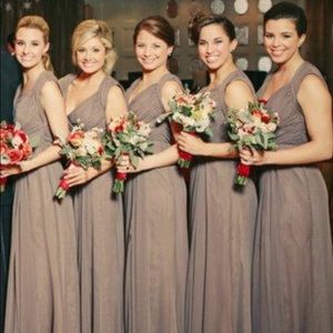 Jim Hjelm Occasions EUC size 6 formal dress