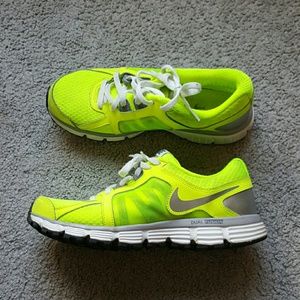Nike Dual Fusion Running Shoe