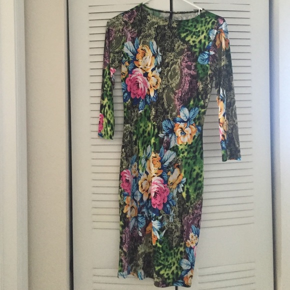 Multi color flower - Picture 1 of 2