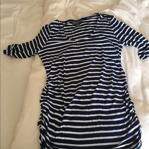 A Pea In The Pod maternity shirt