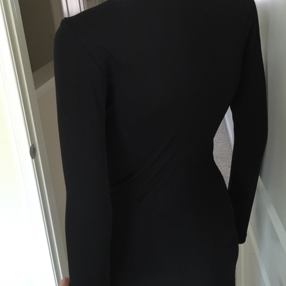 Gorgeous peephole dress 🛍 HP! 🎉🎉 - Picture 4 of 4