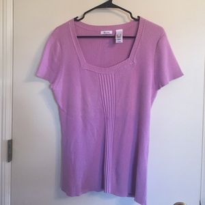 Short sleeve sweater