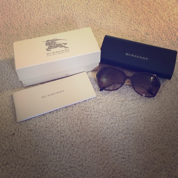 Burberry burgundy red sunglasses