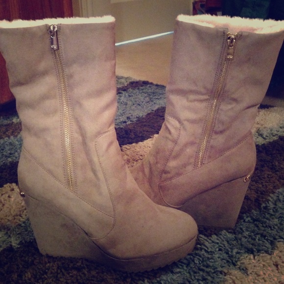 NWOT Juicy Couture Platform Wedge Boots