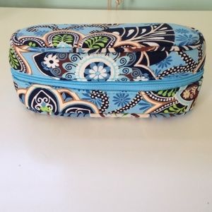 Vera Bradley sun glasses case