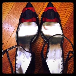 Gently worn classic Calvin Klein heels.