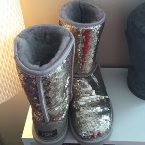 Ugg women's classic short sparkle boots