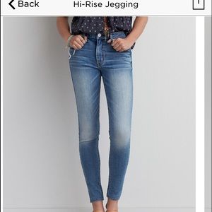NWOT High rise Ae jeans.