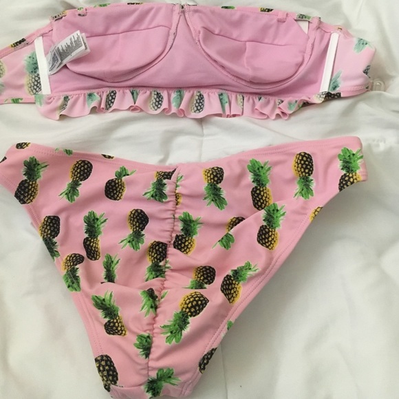 Sold on Ⓜ️ - Picture 3 of 3