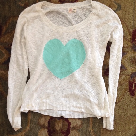 Black Poppy white sweater with mint heart