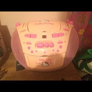 Hello kitty boom box!