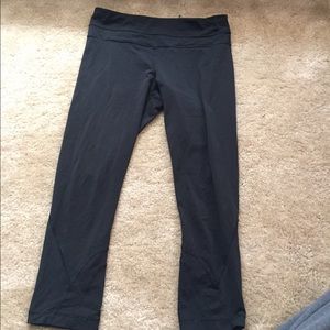 Lulu lemon crop leggings