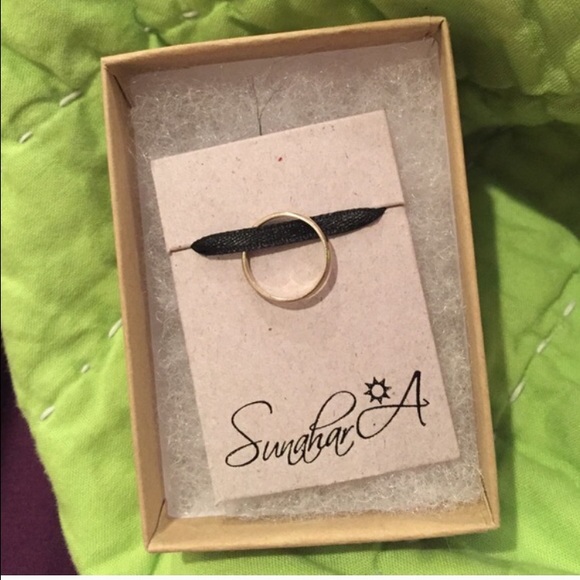Thin plain midi ring - silver