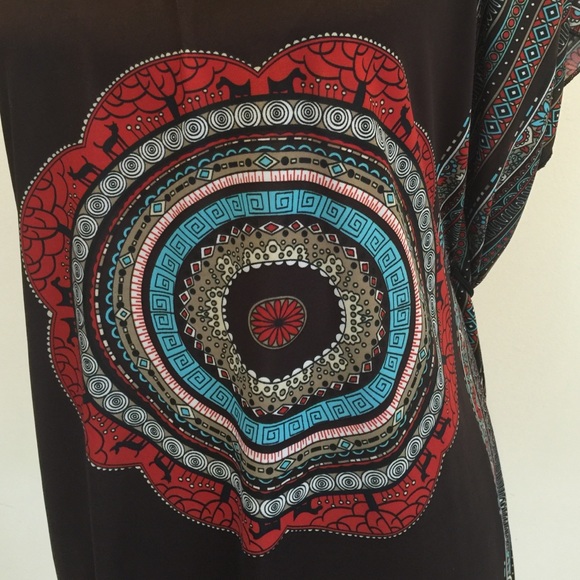 A'GACI Asymmetrical Top - Picture 2 of 4