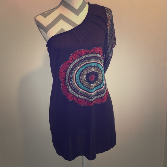 a'gaci Tops - A'GACI Asymmetrical Top