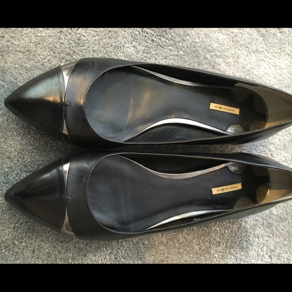 Max Studio Black Leather Ballet Flats size 8