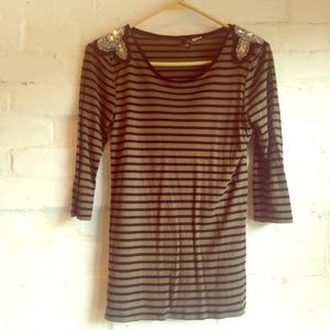 🆕 Army Olive Stripe w/ Rhinestone Shoulders.