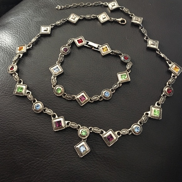 Jewelry - Bracelet and Necklace set