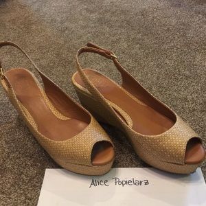EUC Rosalind Tory Wedges!!!!!