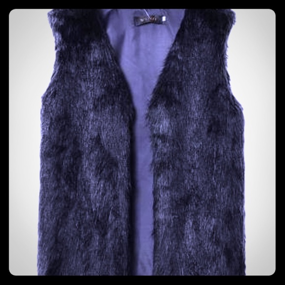Fur vest - Picture 1 of 3