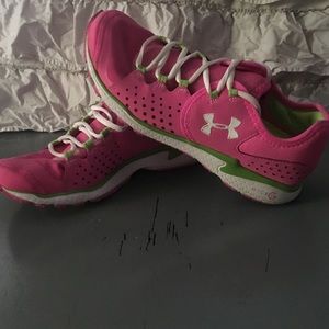 Under armour tennis shoes