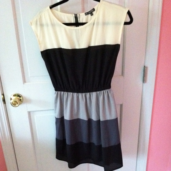Black/Grey Casual Dress
