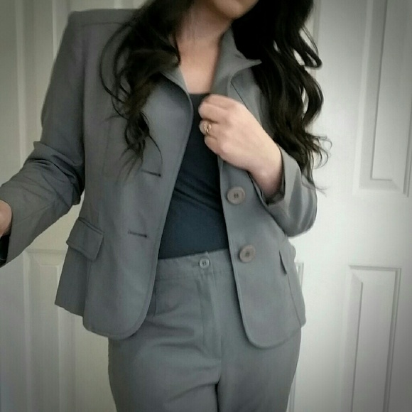 Grey Pant Suit - Picture 1 of 4