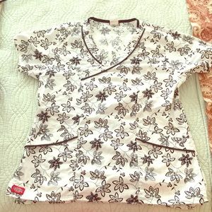 Dickies scrub top