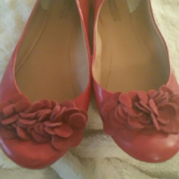 Kenneth Cole - Picture 2 of 3