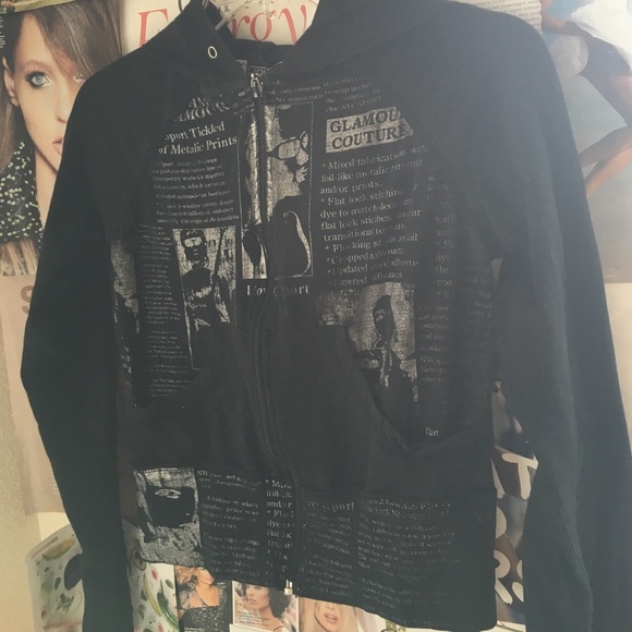 Cute black crop jacket