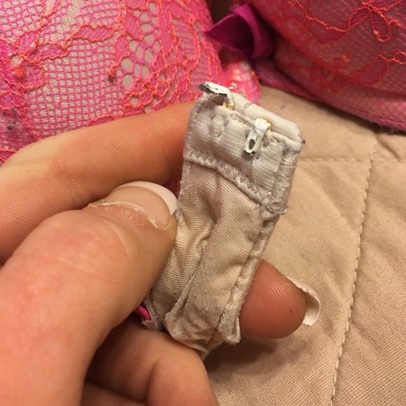 Pink/Cream Bombshell Plunge 34B - Picture 2 of 4