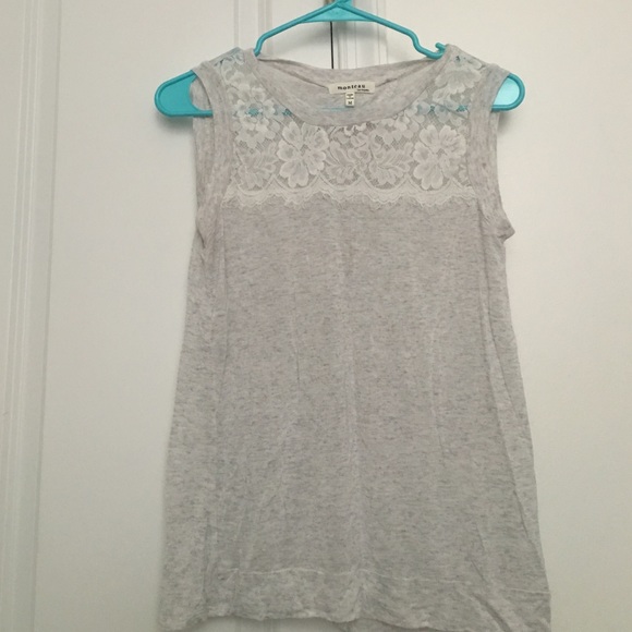Open back lace shirt size medium