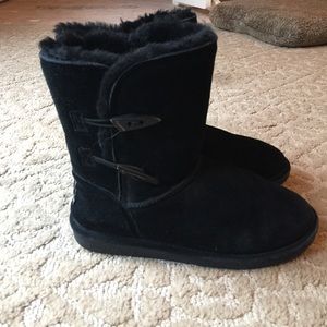 Black Bearpaw Boots