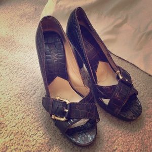 Brown Leather Michael Kors Heels.