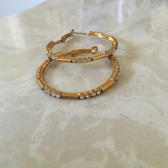 Earrings - Picture 2 of 3