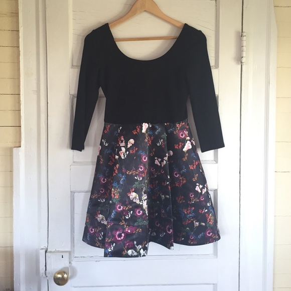 Alice + Olivia Fit & Flare Fall Garden Party Dress