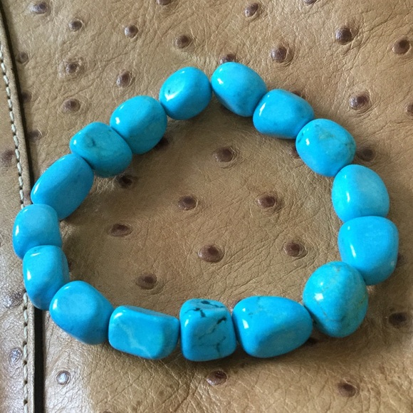 Turquoise or howelite bracelet - Picture 2 of 2